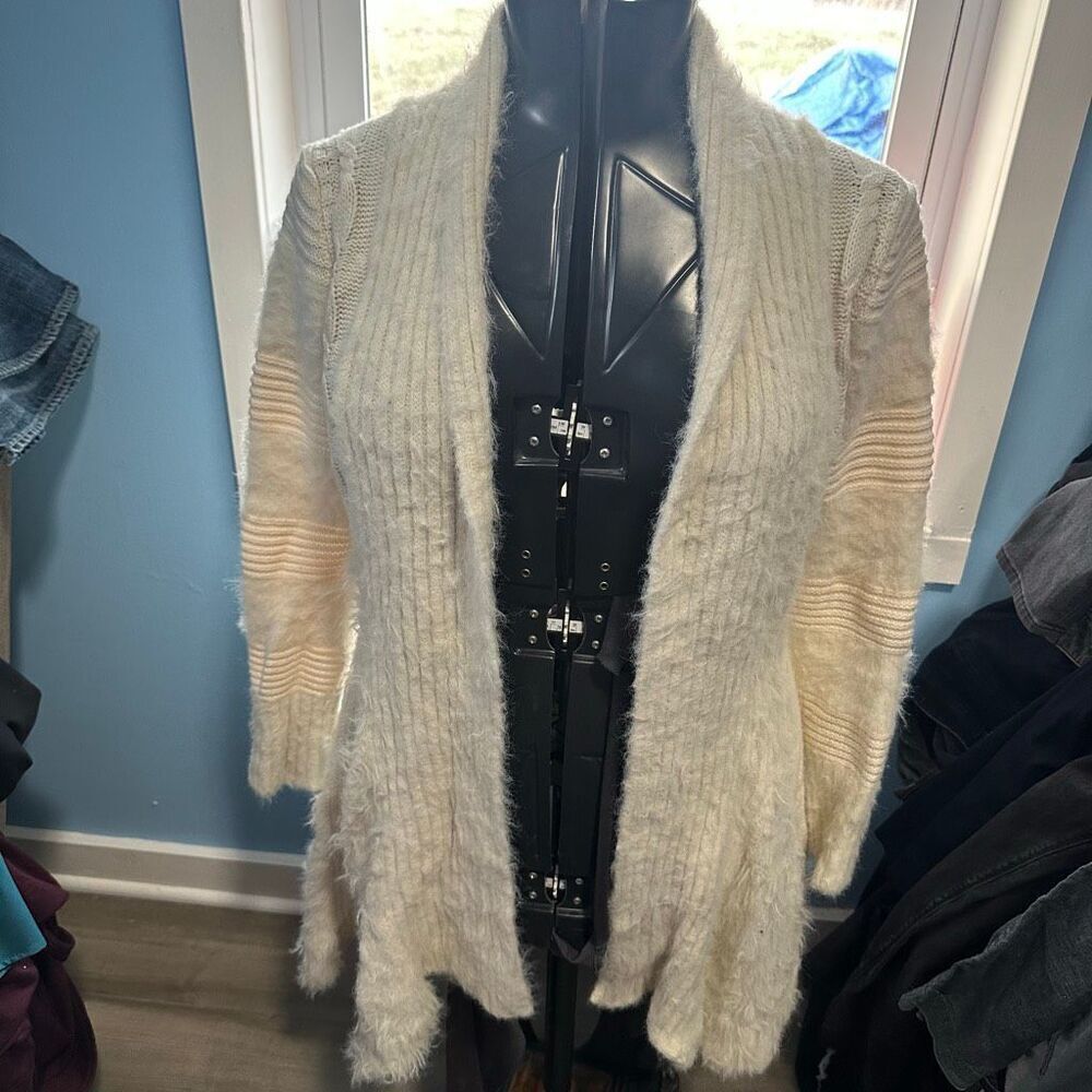 Molly Bracken luxe cream diamond pattern S/M cardigan sweater